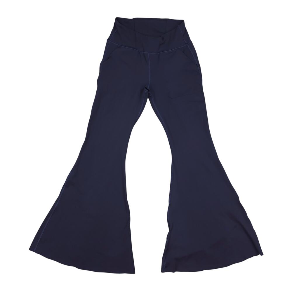 Yoga Democracy Pocket Bell Flare Leggings Nocturnal Blue Sz Medium